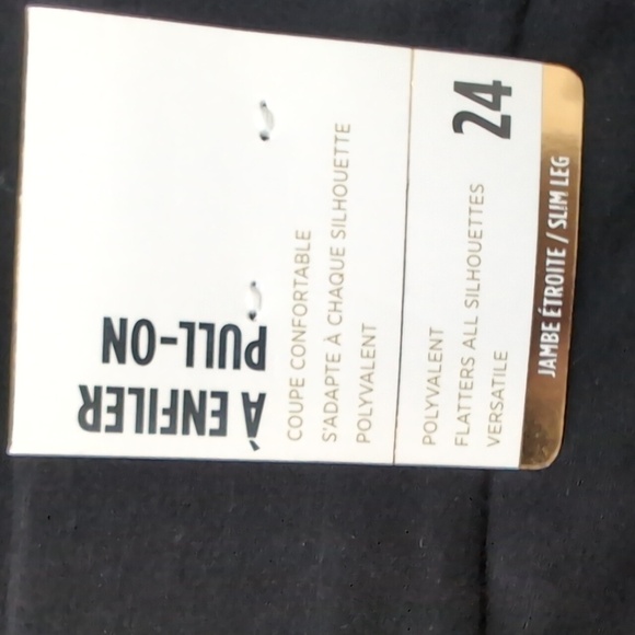 Laura Plus Pull On Pants Slim Leg Button ankle detail  Black PLUS Size 24 NWT - Picture 8 of 13